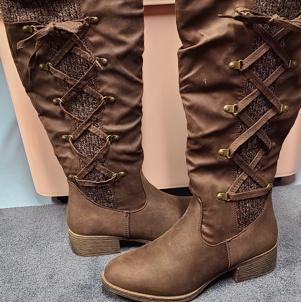 Boots, 9, WIDE CALF, Brown